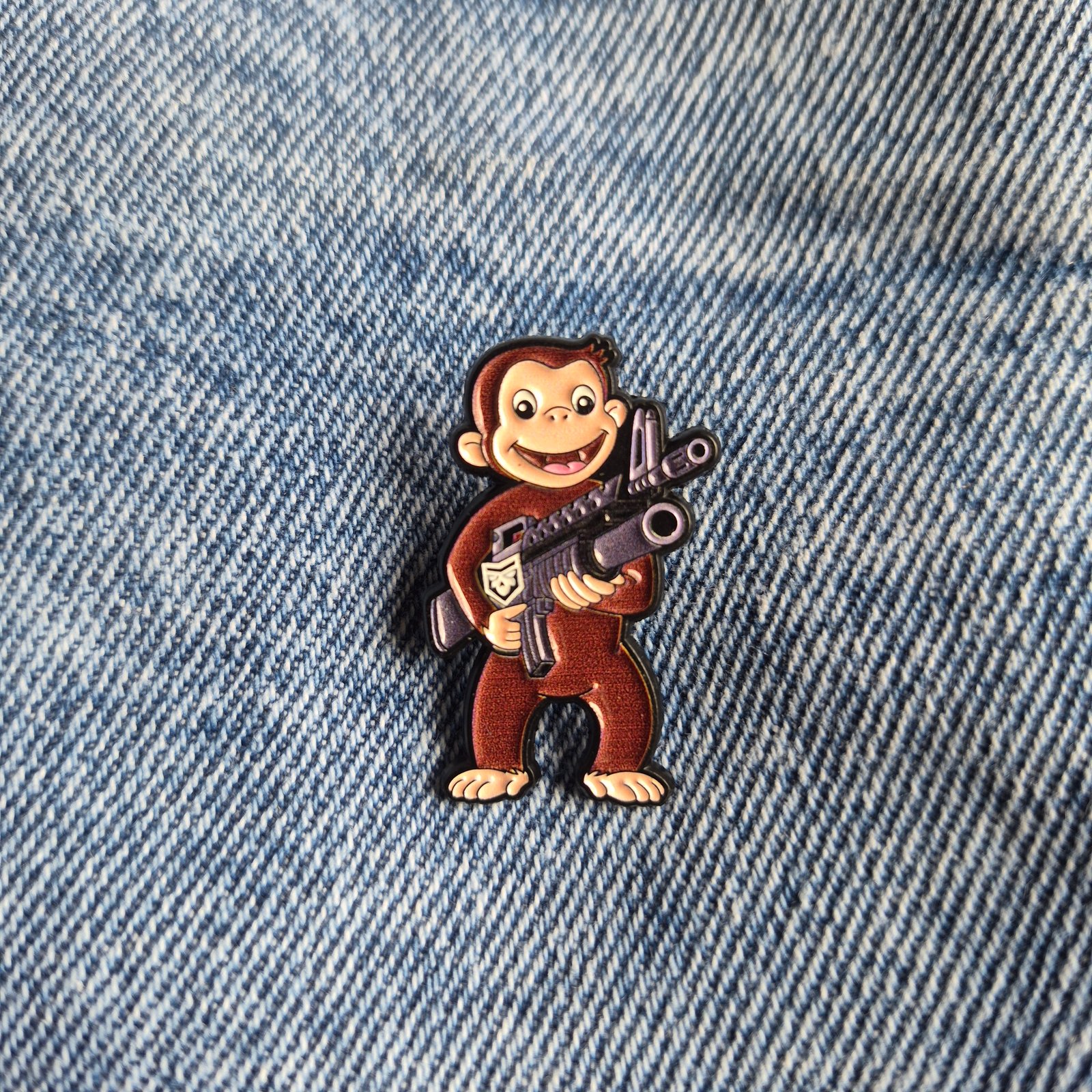 Pin Jorge Metralleta